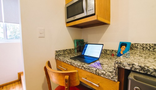 Apartamento superior, 1 cama de matrimonio con sofá cama, baño privado