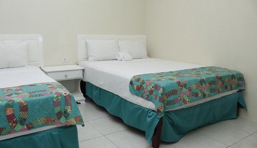 Habitación Deluxe doble, balcón, vistas parciales al mar