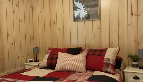 Bungalow, varias camas, cocina básica