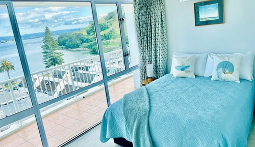Apartamento de lujo, 3 habitaciones, Aire acondicionado, vistas al mar