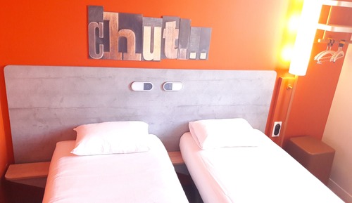 Habitación con 2 camas individuales, 2 camas individuales