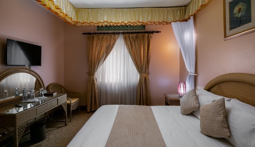 Executive Suite