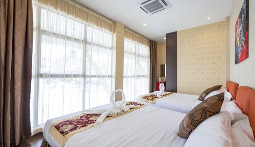 Habitación Grand con 1 cama doble o 2 individuales, 2 camas de matrimonio