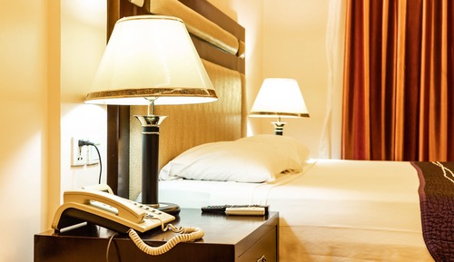 Habitación Business doble, 1 cama de matrimonio grande