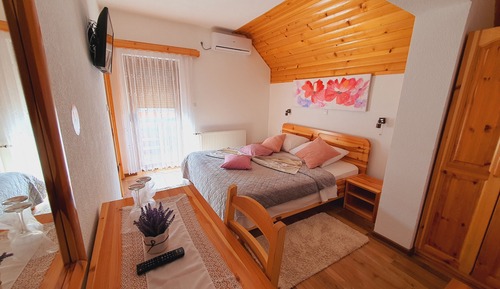 Traditional Double Room, 1 Queen Bed, Garden View 4.5