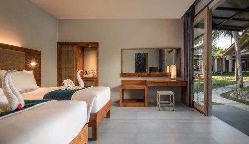 Habitación Deluxe doble, 1 cama de matrimonio grande, vistas a la piscina, junto a la piscina