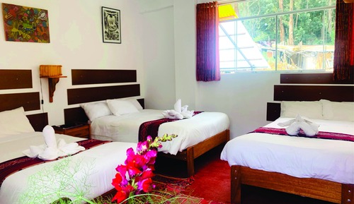 Habitación triple panorámica, dormitorio mixto, vistas al valle
