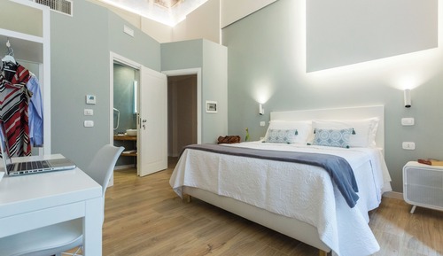 Habitación Deluxe, 1 cama de matrimonio grande, balcón, vistas a la ciudad
