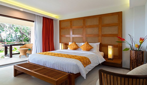 Villa Signature, 1 cama de matrimonio grande, acceso a la piscina, vistas al jardín (Kalinaw Studio)