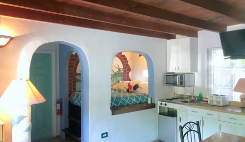 Dúplex junior, cocina básica, junto a la playa