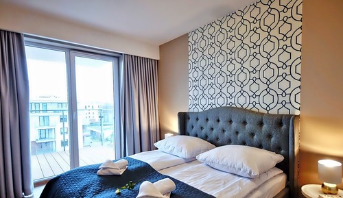 Apartamento Deluxe, 1 habitación, acceso a la piscina, vistas al patio (E407)