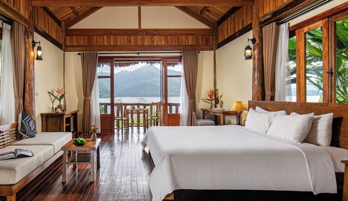 Bungalow, vistas al lago
