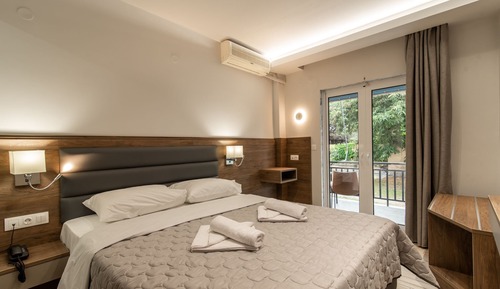 Habitación de lujo con 1 cama doble o 2 individuales