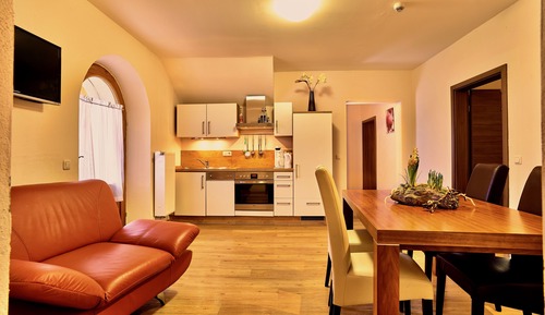 Apartamento básico, 2 habitaciones, no fumadores (+ cleaning fee 50 EUR)