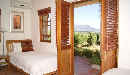 Habitación con 2 camas individuales, accesible para personas con discapacidad