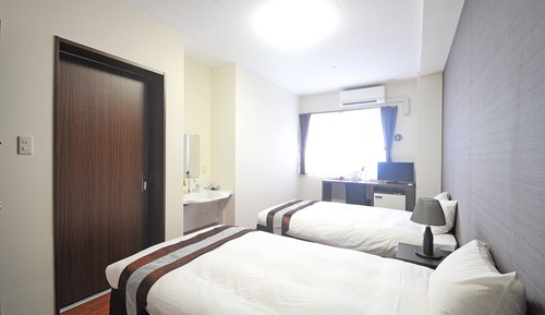 Habitación con 2 camas individuales (For 2 Guests)