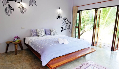 Mango House
