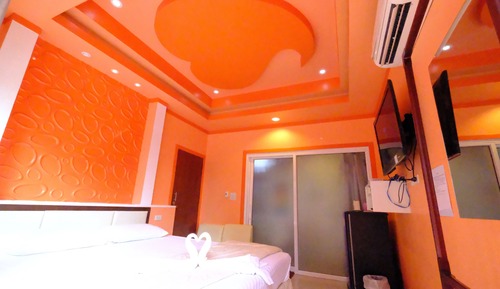 Habitación superior, 1 cama de matrimonio grande, no fumadores, baño privado