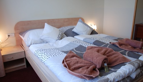 Habitación con 1 cama doble o 2 individuales