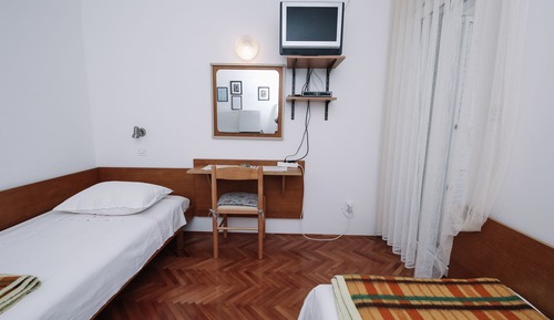 Twin room with view (room 1)
