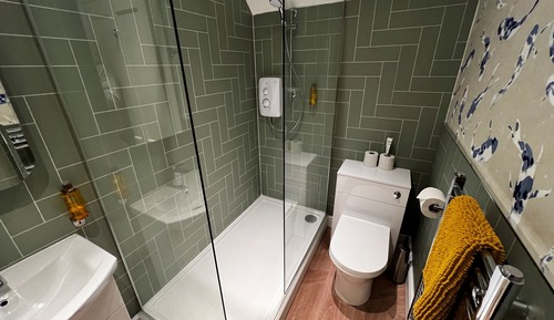 Habitación Deluxe doble, 1 cama de matrimonio grande, baño privado, vistas al mar