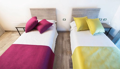 Habitación con 1 cama doble o 2 individuales