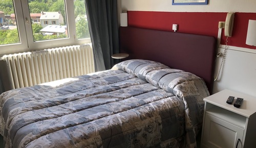 Habitación estándar con 1 cama doble o 2 individuales, 1 cama doble, baño privado