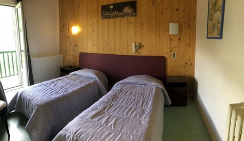 Habitación triple Confort, varias camas