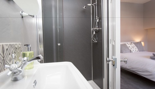 Habitación doble, baño privado