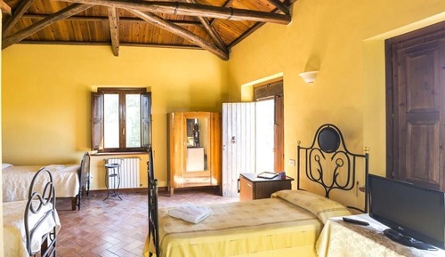 Habitación triple, varias camas, no fumadores, vistas al jardín