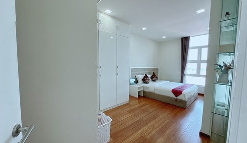 Apartamento, 4 habitaciones, vistas al río