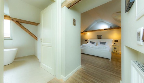 Estudio de lujo (Apartment-Attic)
