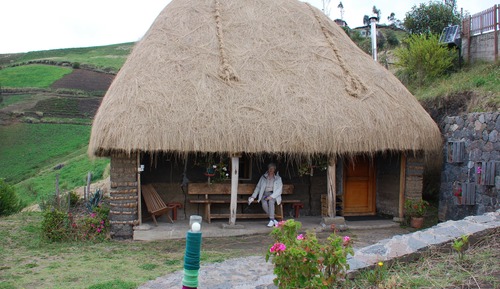 Cabaña tradicional, varias camas, vistas a la montaña