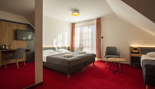 Habitación triple, no fumadores, balcón