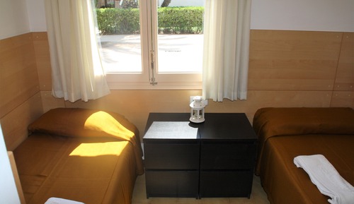 Casa, 2 habitaciones, planta baja (Margarita A)