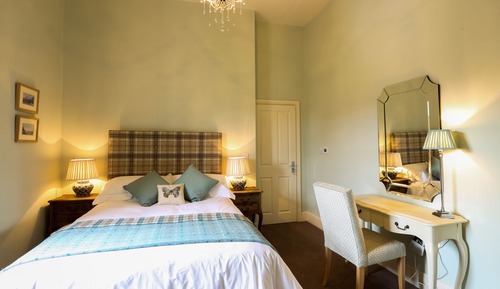 Habitación Deluxe doble, 1 cama de matrimonio, baño privado, vistas al jardín