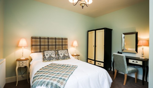 Habitación Deluxe doble, 1 cama de matrimonio, baño privado, vistas al jardín