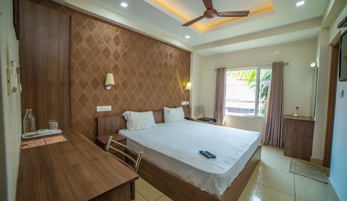 Habitación Deluxe con 1 cama doble o 2 individuales (Non AC)