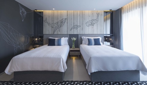 Deluxe Sea Breeze ( 24 Hours Use of Room )