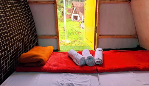 Cabaña familiar, 1 habitación, baño compartido, vistas a la montaña