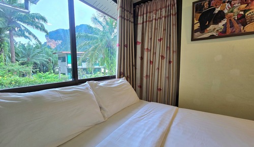 Four Bedrooms Villa (No.6)
