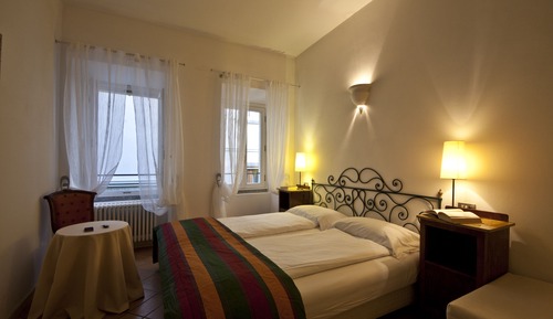 Apartamento familiar, 2 habitaciones, 2 baños, en edificio anexo