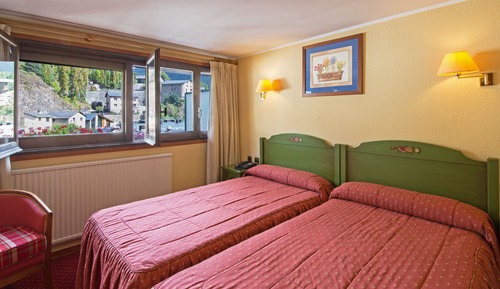 Habitación con 1 cama doble o 2 individuales (Spa Access)