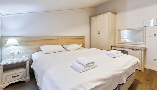 Habitación con 1 cama doble o 2 individuales