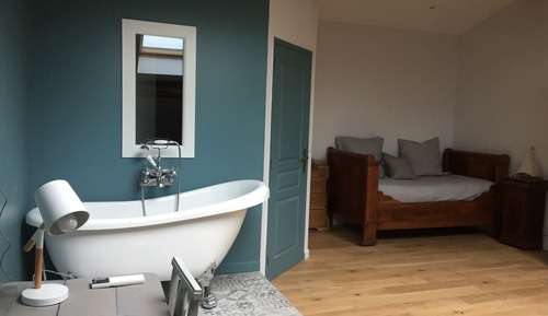 Habitación triple, baño privado