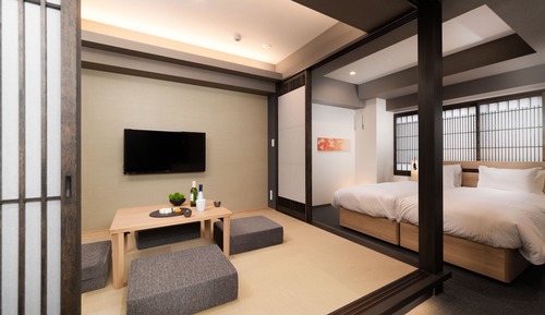 Japanese Apartment for 2 adults only non-smoking