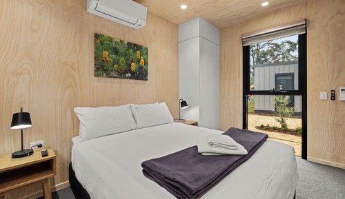 Deluxe 2 Bedroom Cabin
