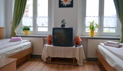 Habitación con 1 cama doble o 2 individuales, no fumadores
