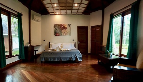Villa Confort, vistas al jardín