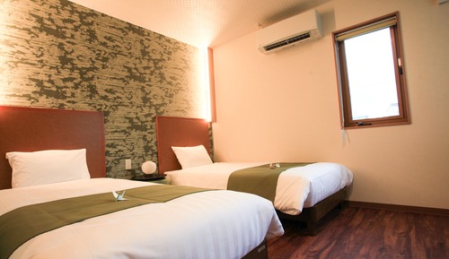 Habitación con 2 camas individuales